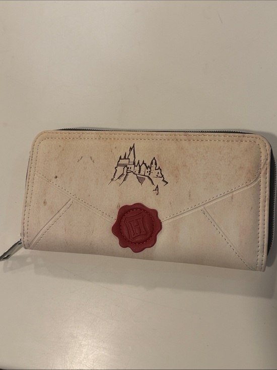 Handbags - Hogwarts Cream Zip Wallet with Red Seal Accent